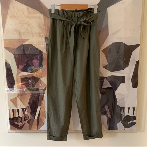 Zara Pants - Zara High Rise Paperbag Ankle Cropped Pants Green